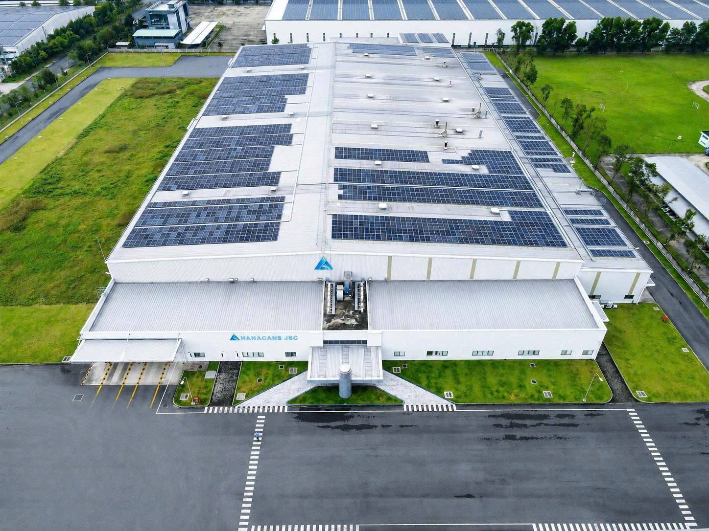 Solar panels at Quang Nam plant